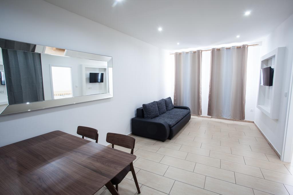Apartments Kopecna With Parking Бърно Екстериор снимка