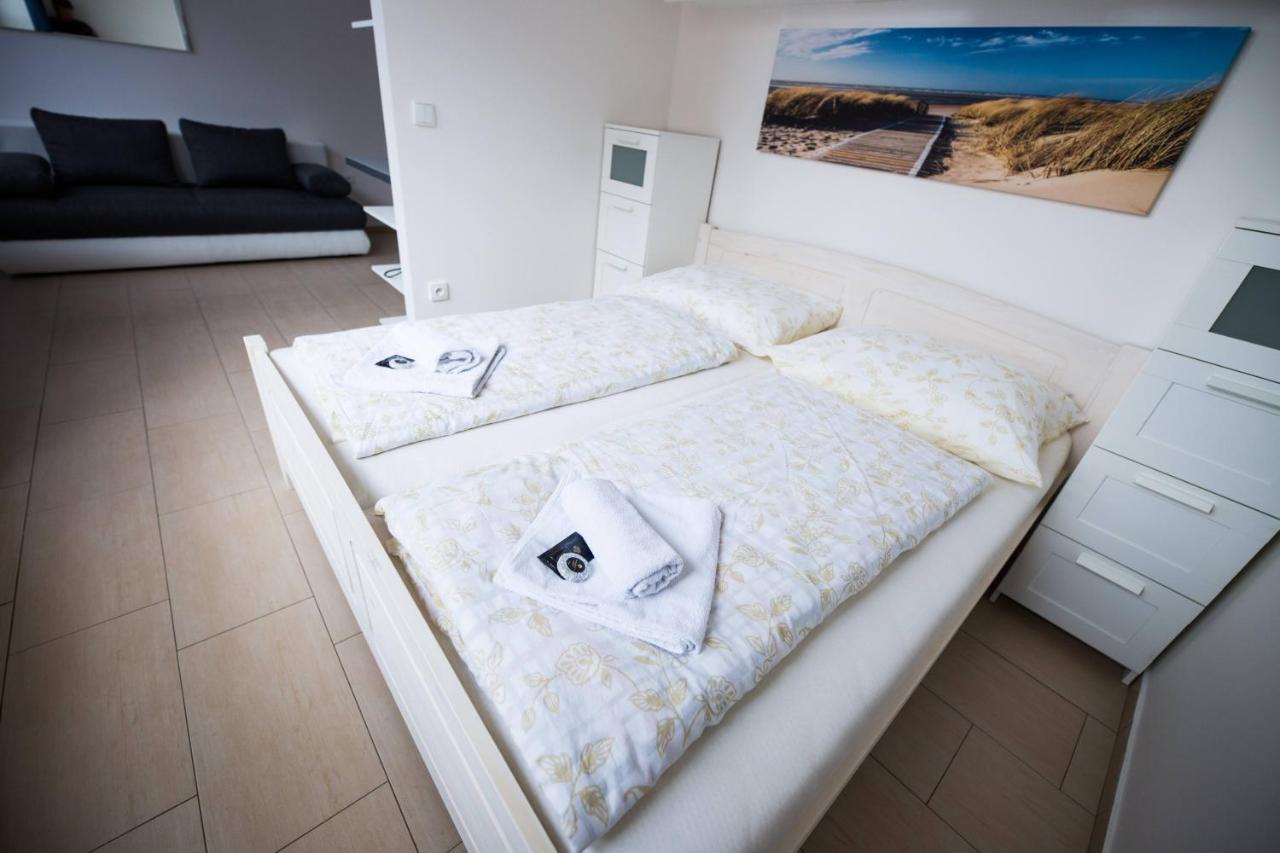 Apartments Kopecna With Parking Бърно Екстериор снимка